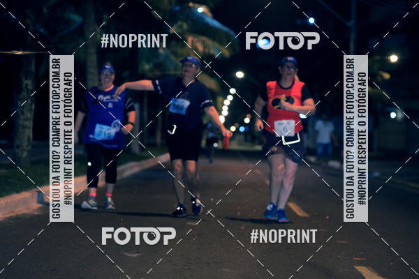 Buy your photos of the eventNight Run 5K 10K Praia Grande on Fotop