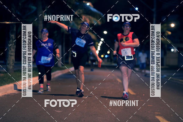 Buy your photos of the eventNight Run 5K 10K Praia Grande on Fotop