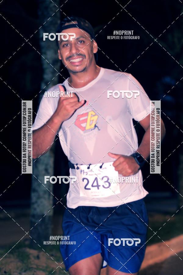 Buy your photos of the eventNight Run 5K 10K Praia Grande on Fotop