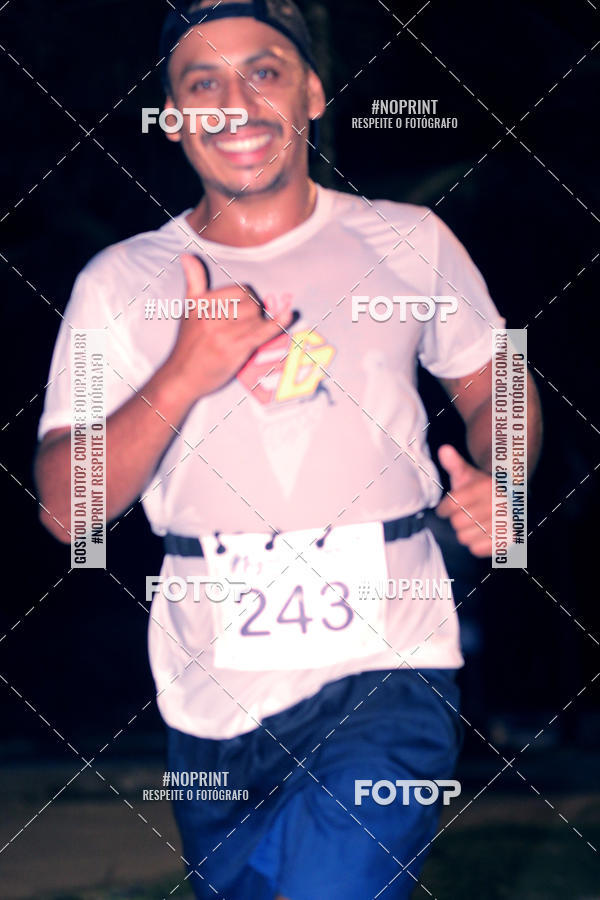 Buy your photos of the eventNight Run 5K 10K Praia Grande on Fotop