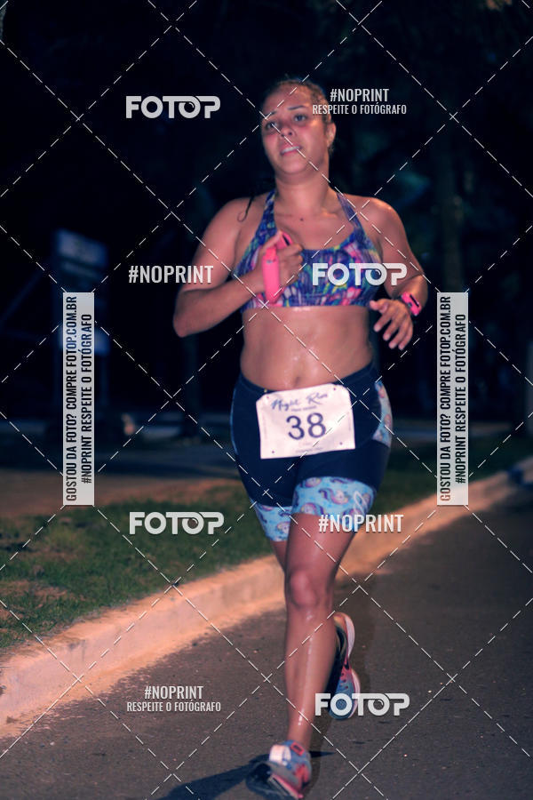Buy your photos of the eventNight Run 5K 10K Praia Grande on Fotop
