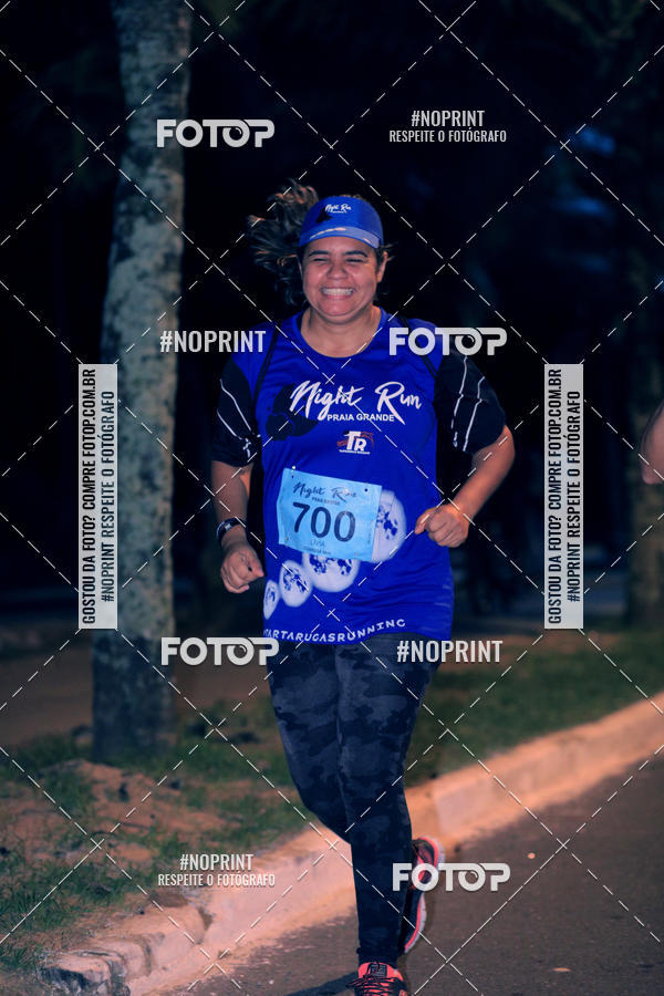Buy your photos of the eventNight Run 5K 10K Praia Grande on Fotop