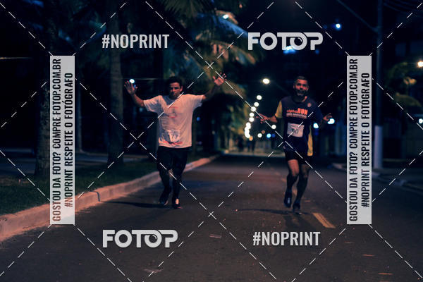 Buy your photos of the eventNight Run 5K 10K Praia Grande on Fotop