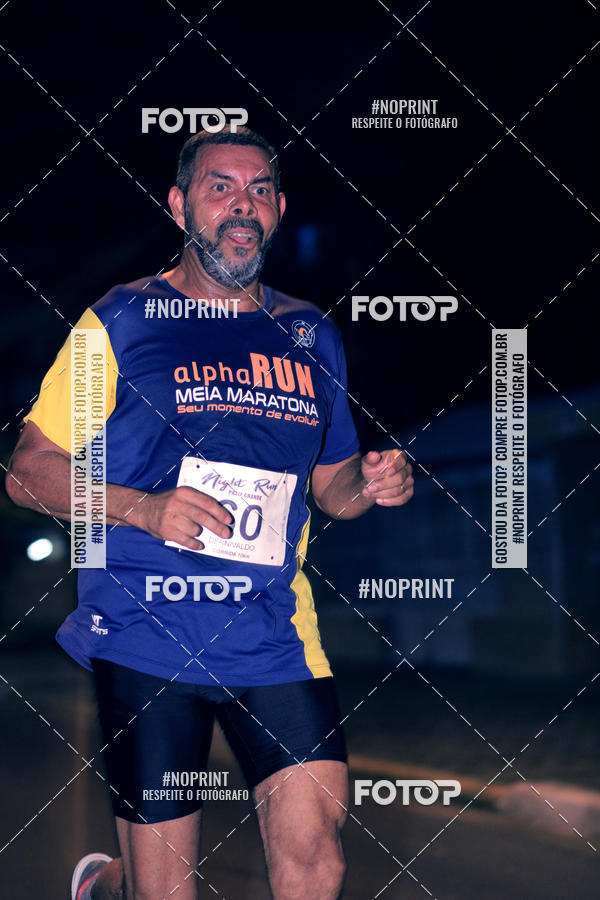 Buy your photos of the eventNight Run 5K 10K Praia Grande on Fotop