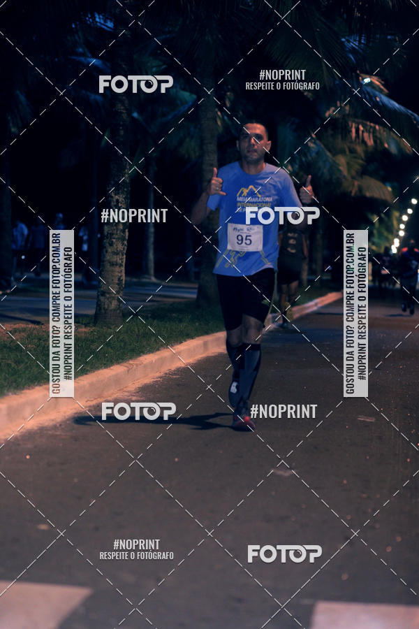 Buy your photos of the eventNight Run 5K 10K Praia Grande on Fotop