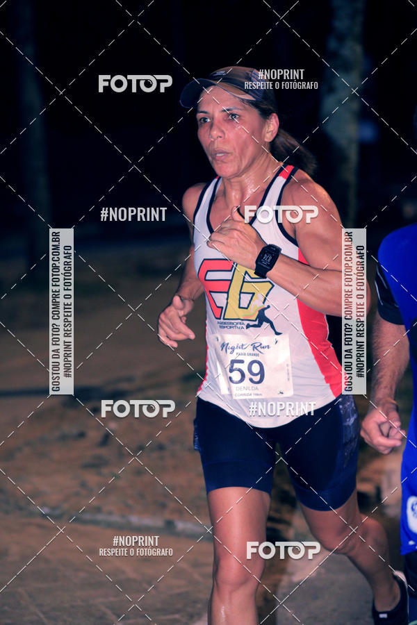 Buy your photos of the eventNight Run 5K 10K Praia Grande on Fotop