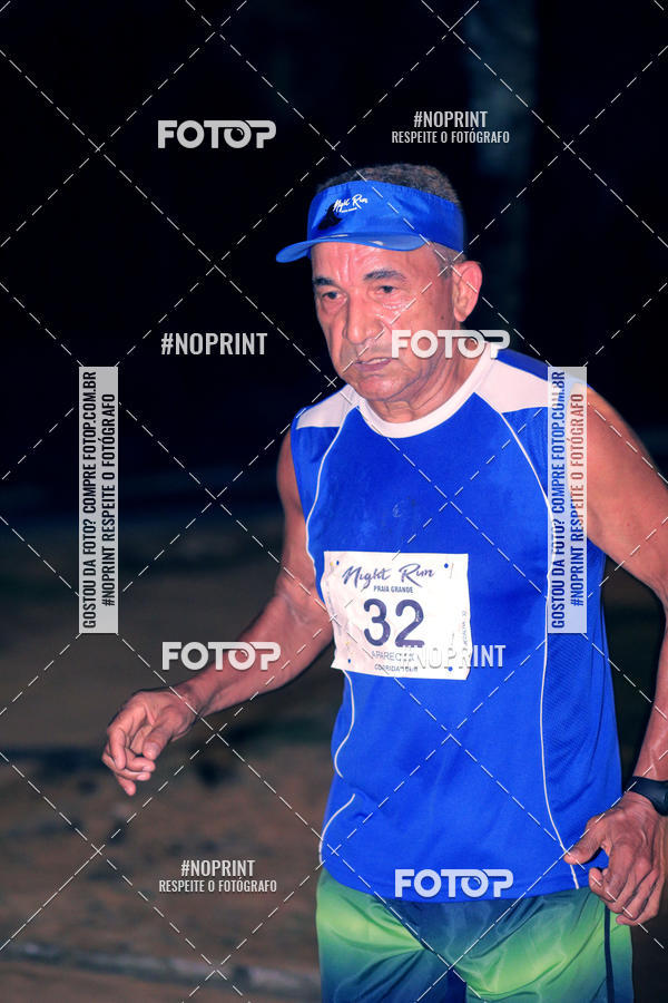 Buy your photos of the eventNight Run 5K 10K Praia Grande on Fotop