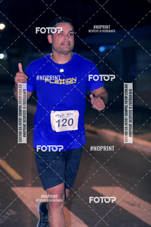 Buy your photos of the eventNight Run 5K 10K Praia Grande on Fotop
