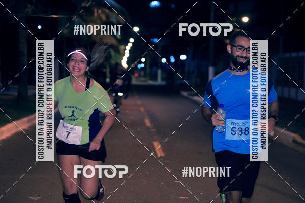 Buy your photos of the eventNight Run 5K 10K Praia Grande on Fotop