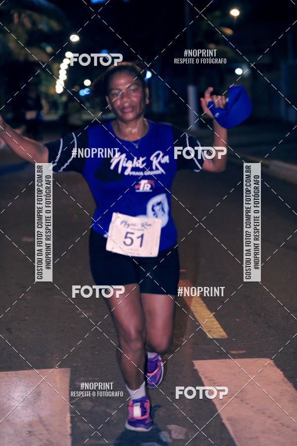 Buy your photos of the eventNight Run 5K 10K Praia Grande on Fotop
