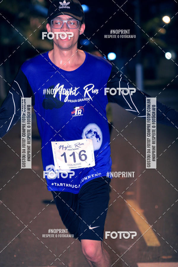 Buy your photos of the eventNight Run 5K 10K Praia Grande on Fotop