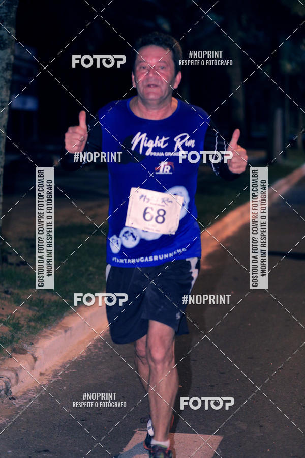 Buy your photos of the eventNight Run 5K 10K Praia Grande on Fotop