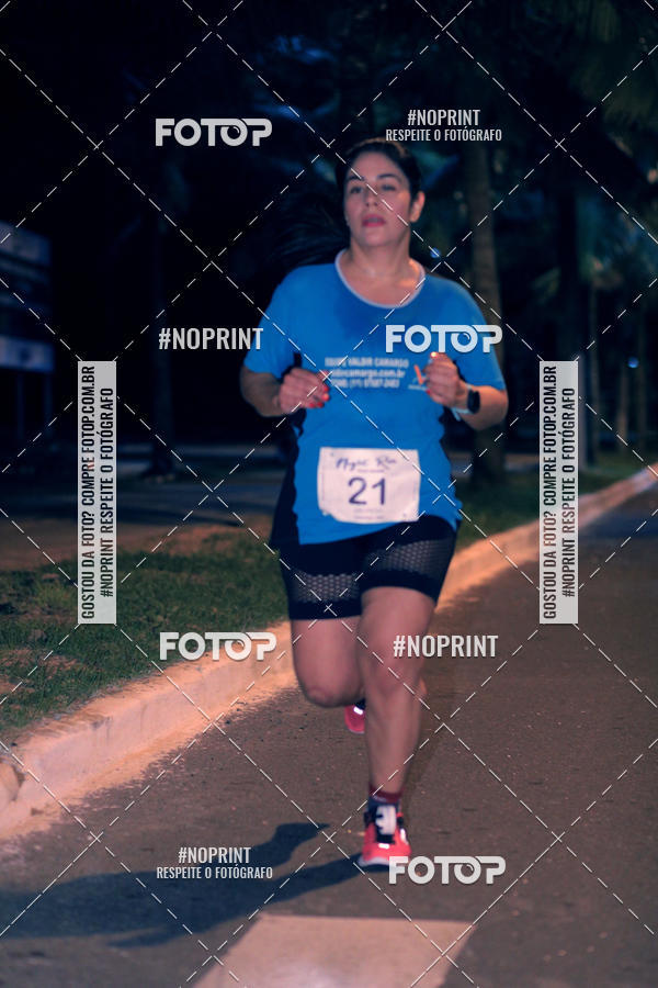 Buy your photos of the eventNight Run 5K 10K Praia Grande on Fotop