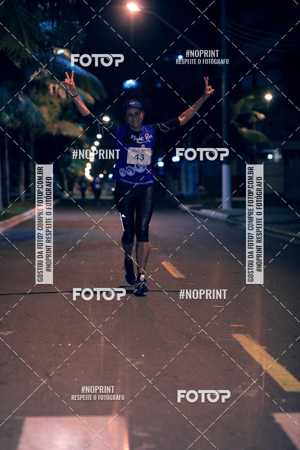 Buy your photos of the eventNight Run 5K 10K Praia Grande on Fotop