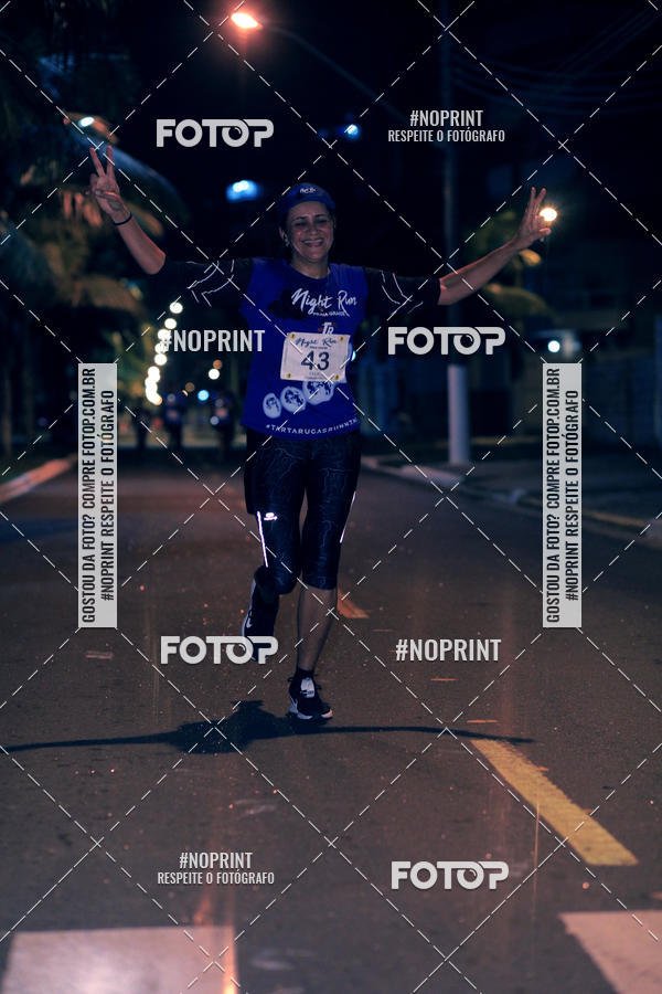 Buy your photos of the eventNight Run 5K 10K Praia Grande on Fotop