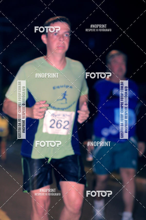 Buy your photos of the eventNight Run 5K 10K Praia Grande on Fotop