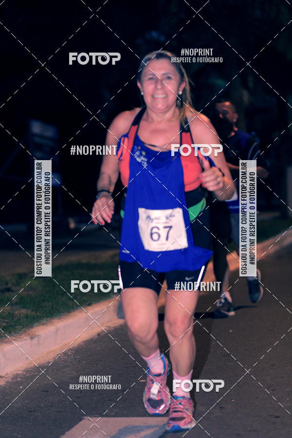 Buy your photos of the eventNight Run 5K 10K Praia Grande on Fotop