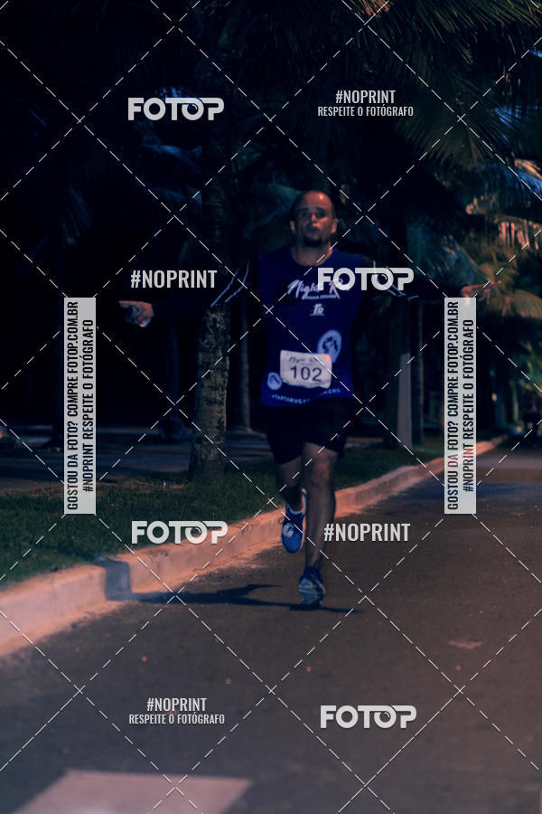 Buy your photos of the eventNight Run 5K 10K Praia Grande on Fotop