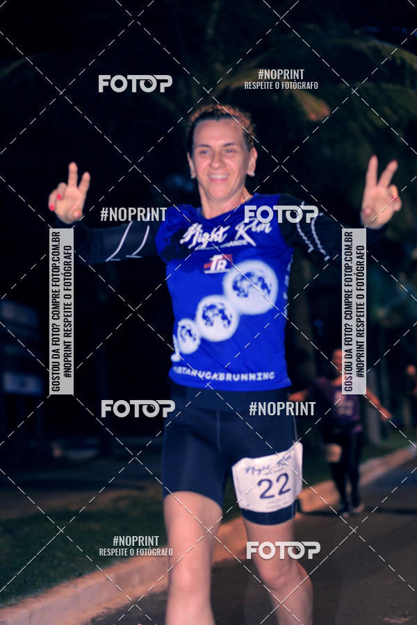 Buy your photos of the eventNight Run 5K 10K Praia Grande on Fotop