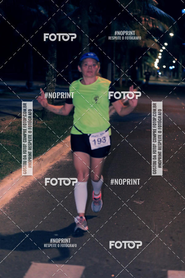 Buy your photos of the eventNight Run 5K 10K Praia Grande on Fotop