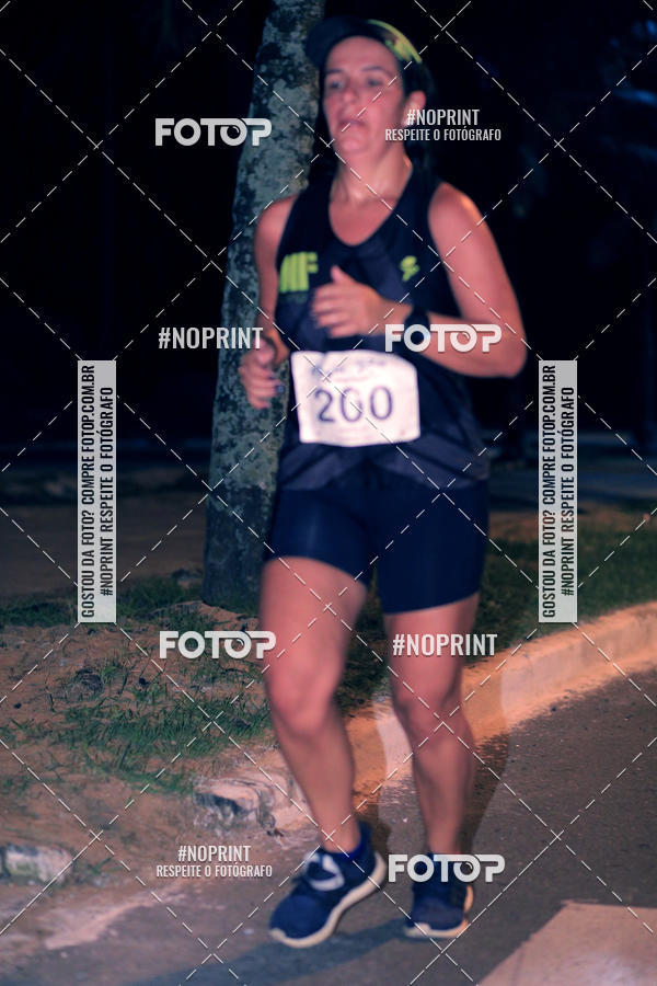 Buy your photos of the eventNight Run 5K 10K Praia Grande on Fotop
