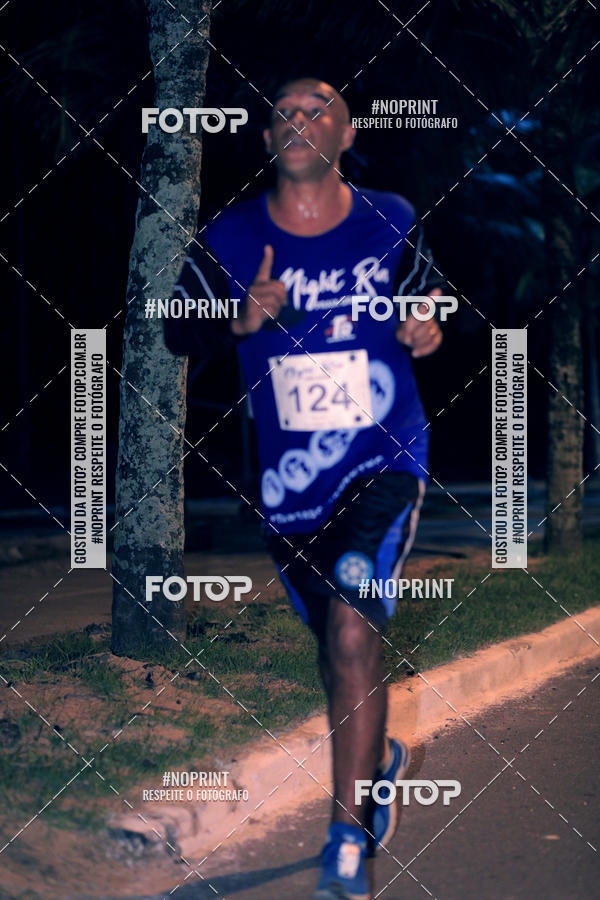 Buy your photos of the eventNight Run 5K 10K Praia Grande on Fotop
