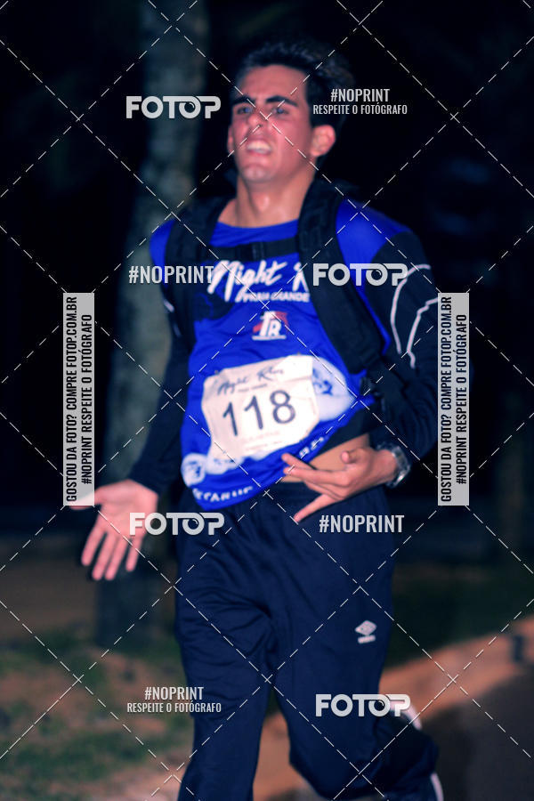 Buy your photos of the eventNight Run 5K 10K Praia Grande on Fotop