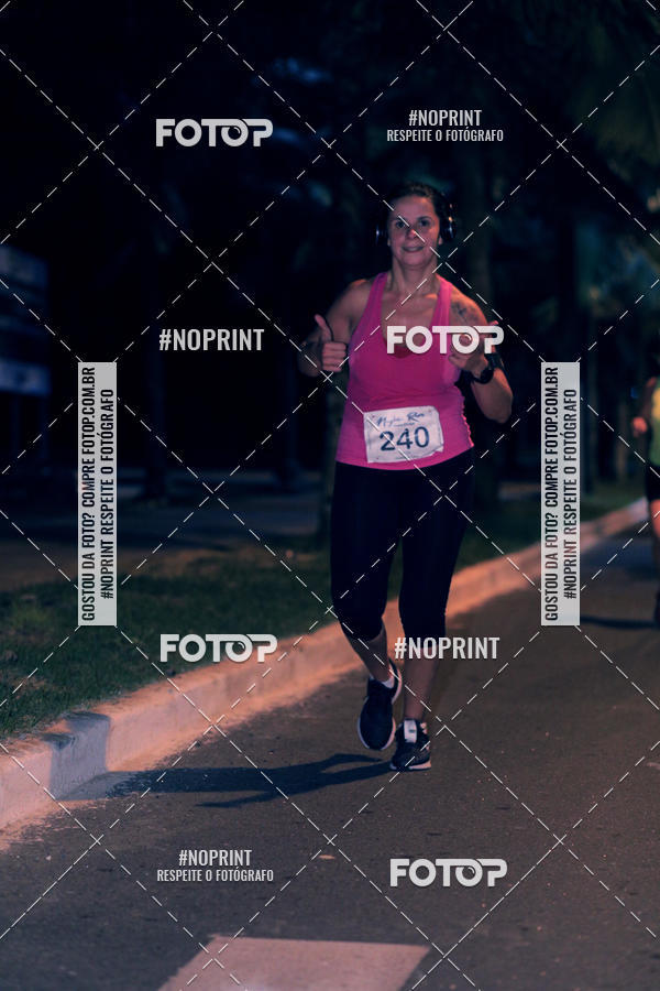 Buy your photos of the eventNight Run 5K 10K Praia Grande on Fotop