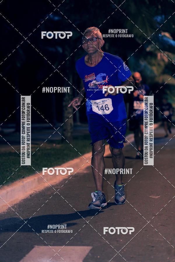 Buy your photos of the eventNight Run 5K 10K Praia Grande on Fotop