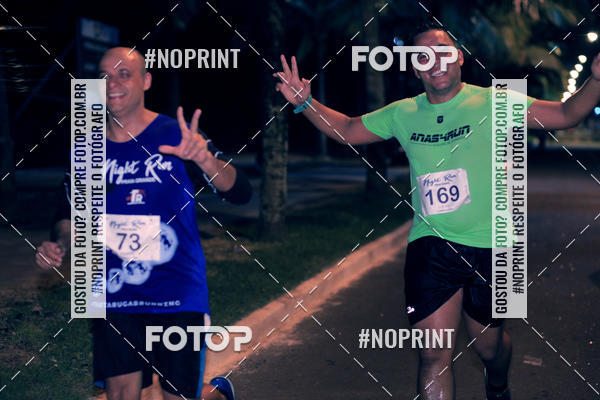 Buy your photos of the eventNight Run 5K 10K Praia Grande on Fotop