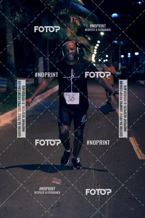 Buy your photos of the eventNight Run 5K 10K Praia Grande on Fotop