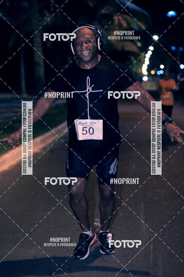 Buy your photos of the eventNight Run 5K 10K Praia Grande on Fotop
