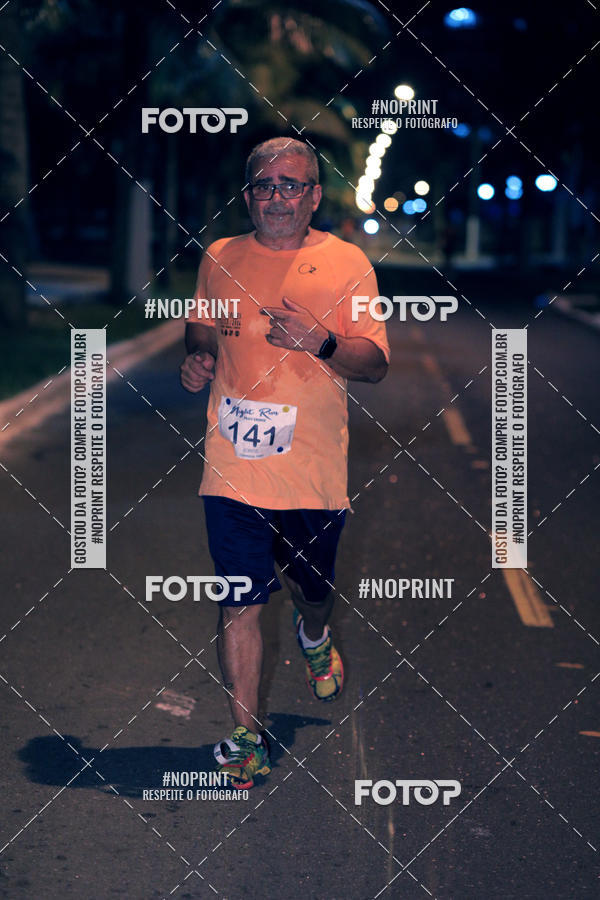 Buy your photos of the eventNight Run 5K 10K Praia Grande on Fotop