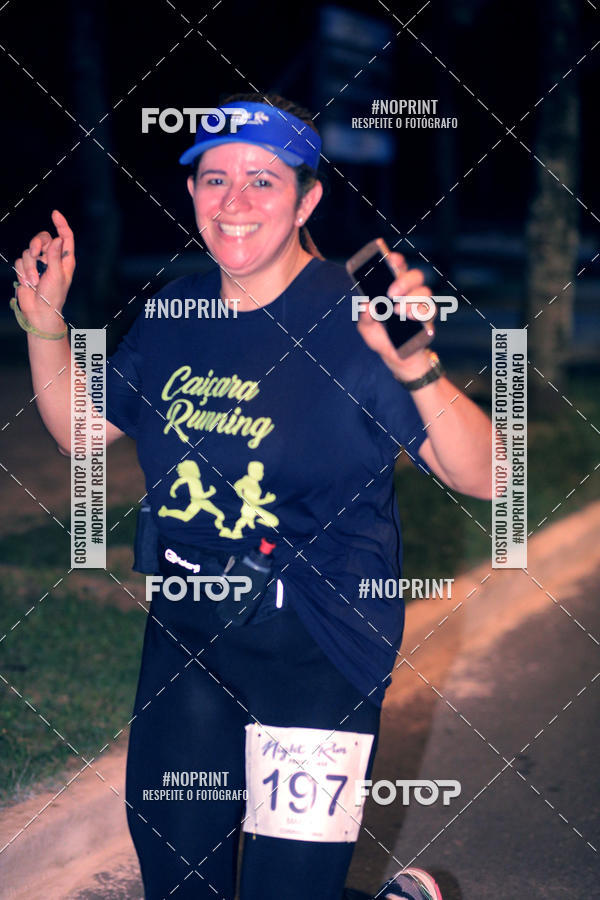 Buy your photos of the eventNight Run 5K 10K Praia Grande on Fotop