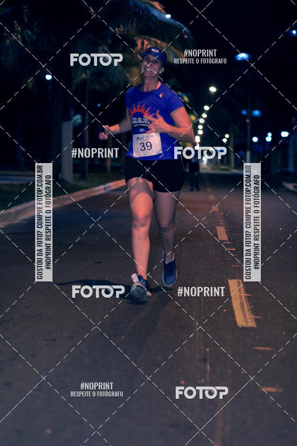 Buy your photos of the eventNight Run 5K 10K Praia Grande on Fotop