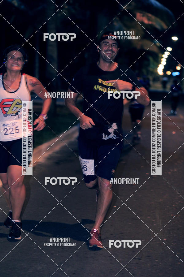 Buy your photos of the eventNight Run 5K 10K Praia Grande on Fotop