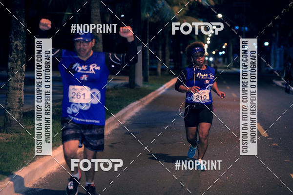 Buy your photos of the eventNight Run 5K 10K Praia Grande on Fotop