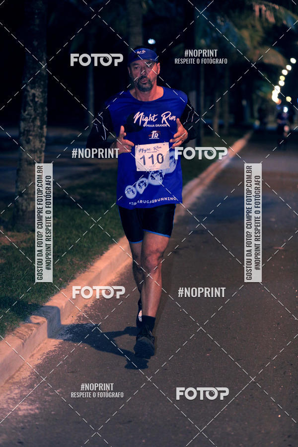 Buy your photos of the eventNight Run 5K 10K Praia Grande on Fotop