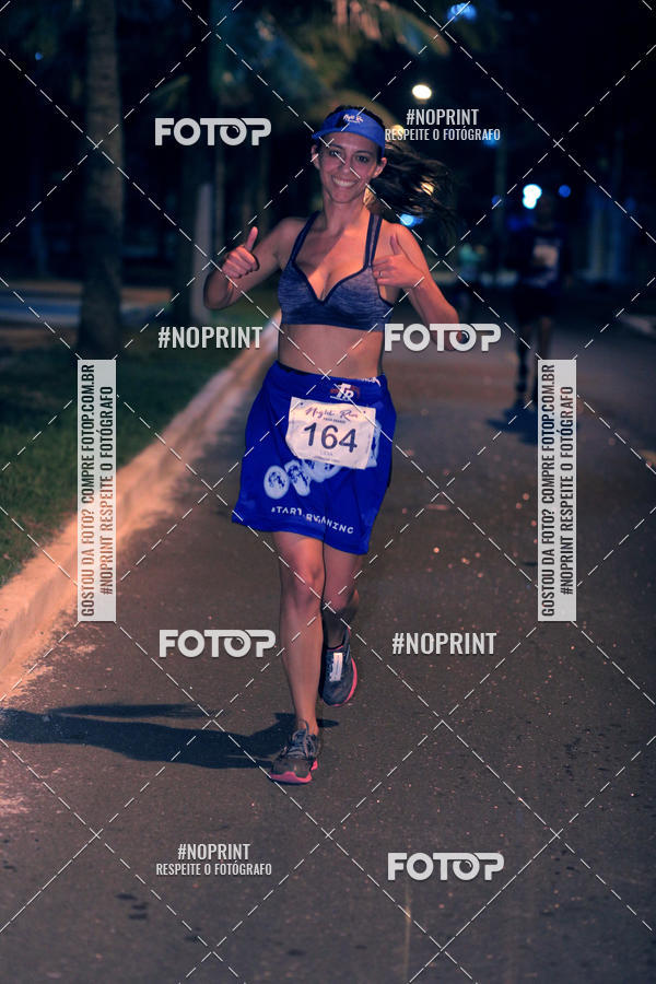 Buy your photos of the eventNight Run 5K 10K Praia Grande on Fotop