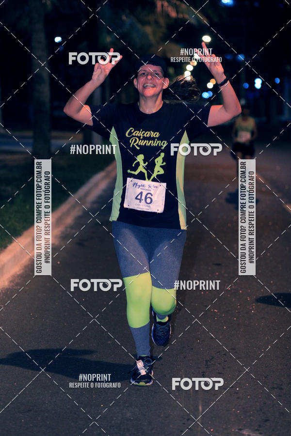 Buy your photos of the eventNight Run 5K 10K Praia Grande on Fotop