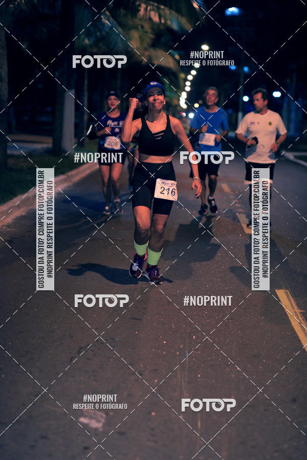 Buy your photos of the eventNight Run 5K 10K Praia Grande on Fotop