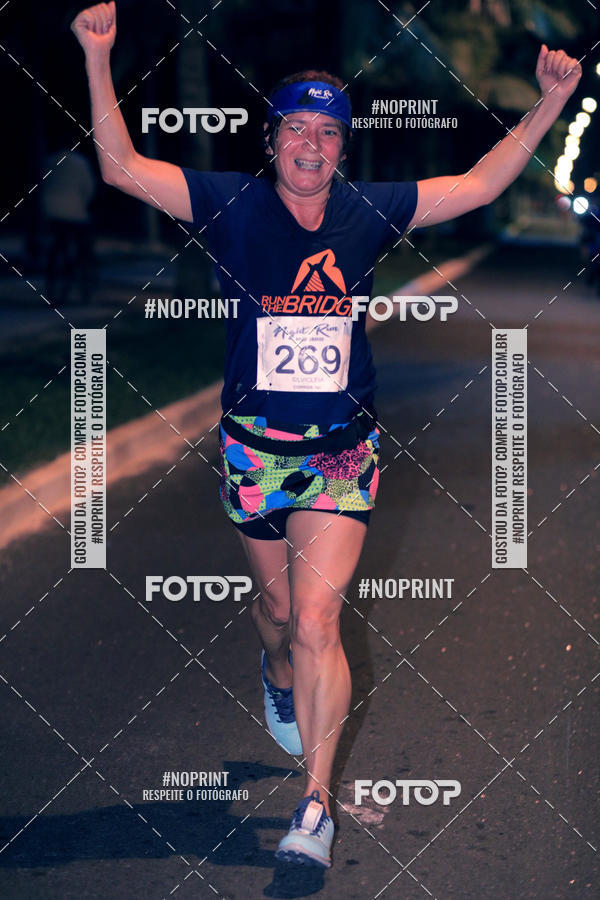 Buy your photos of the eventNight Run 5K 10K Praia Grande on Fotop