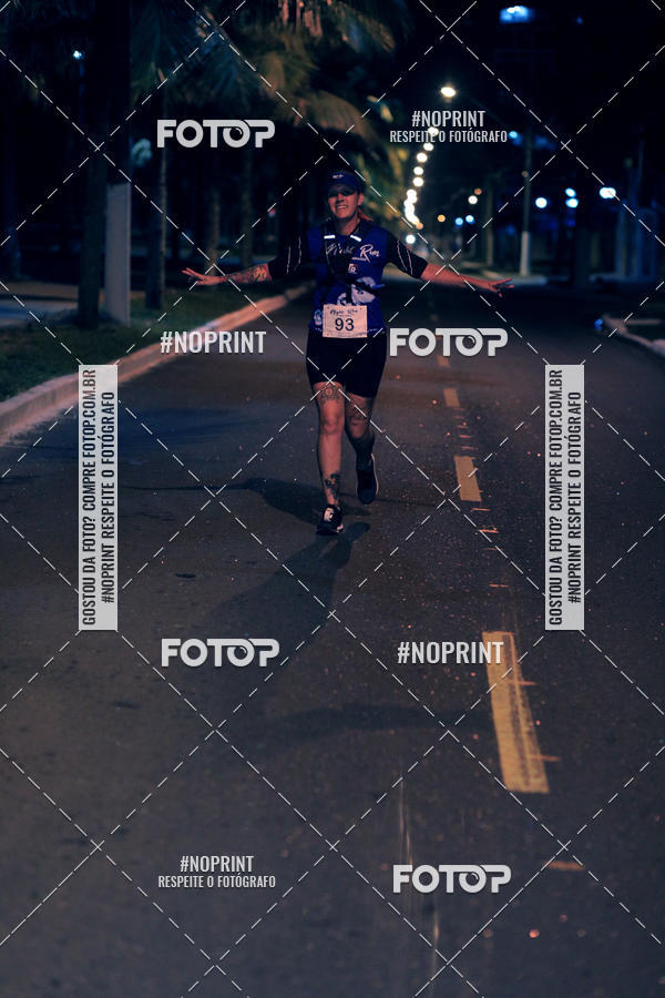 Buy your photos of the eventNight Run 5K 10K Praia Grande on Fotop