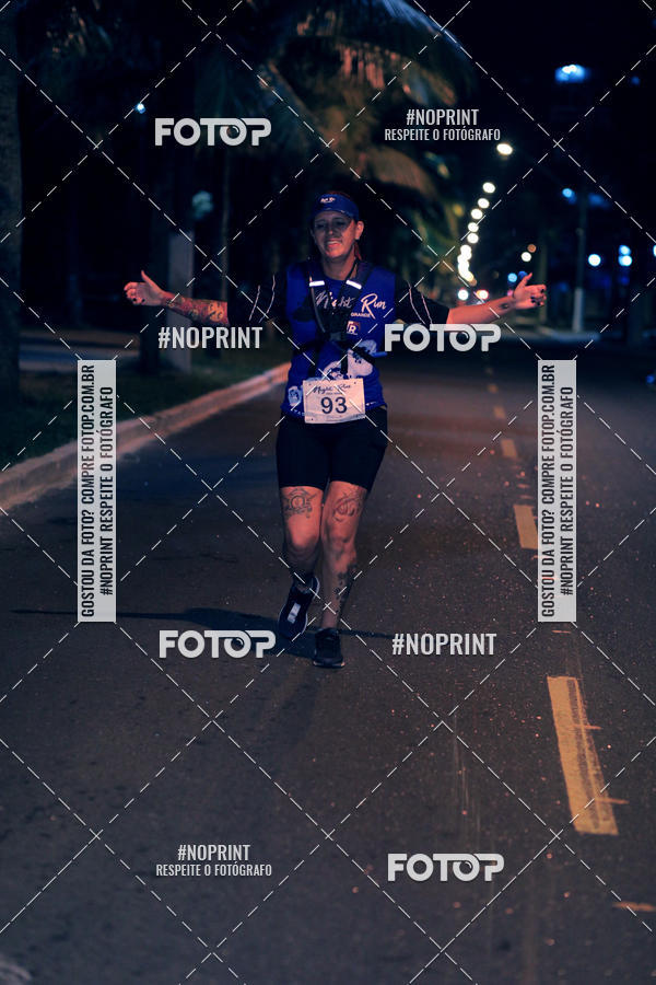 Buy your photos of the eventNight Run 5K 10K Praia Grande on Fotop