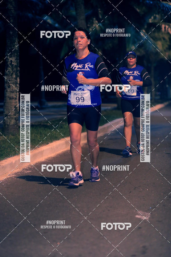 Buy your photos of the eventNight Run 5K 10K Praia Grande on Fotop