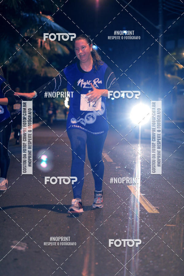Buy your photos of the eventNight Run 5K 10K Praia Grande on Fotop