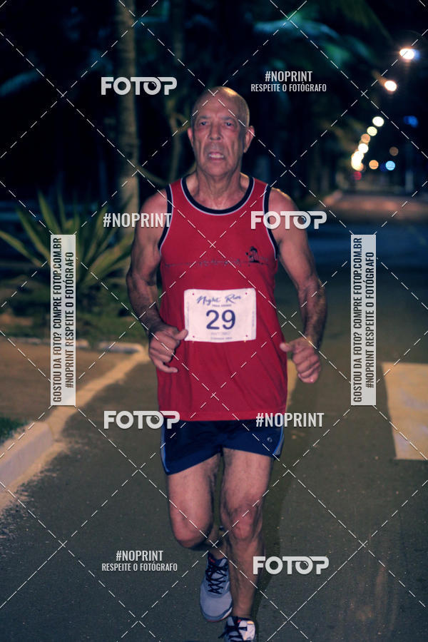Buy your photos of the eventNight Run 5K 10K Praia Grande on Fotop