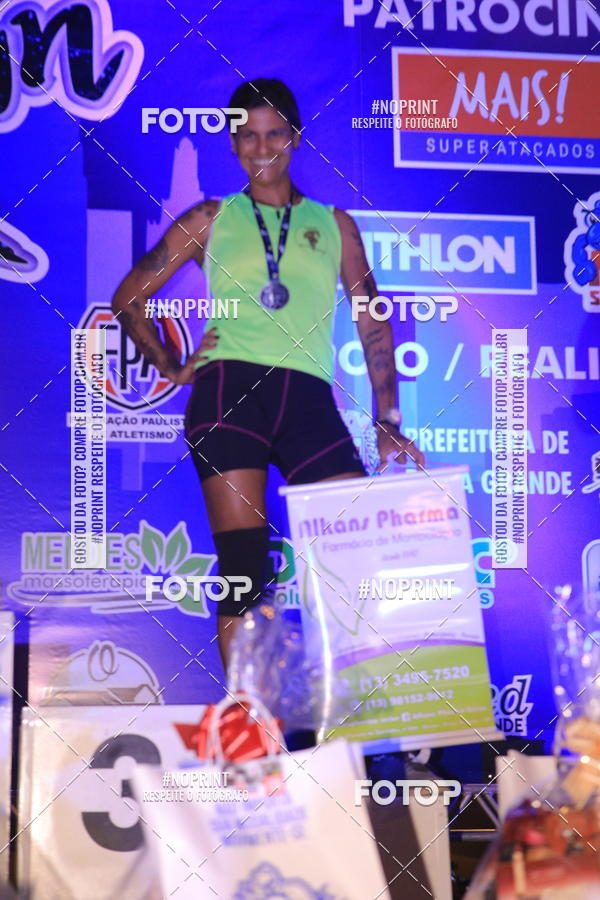 Buy your photos of the eventNight Run 5K 10K Praia Grande on Fotop