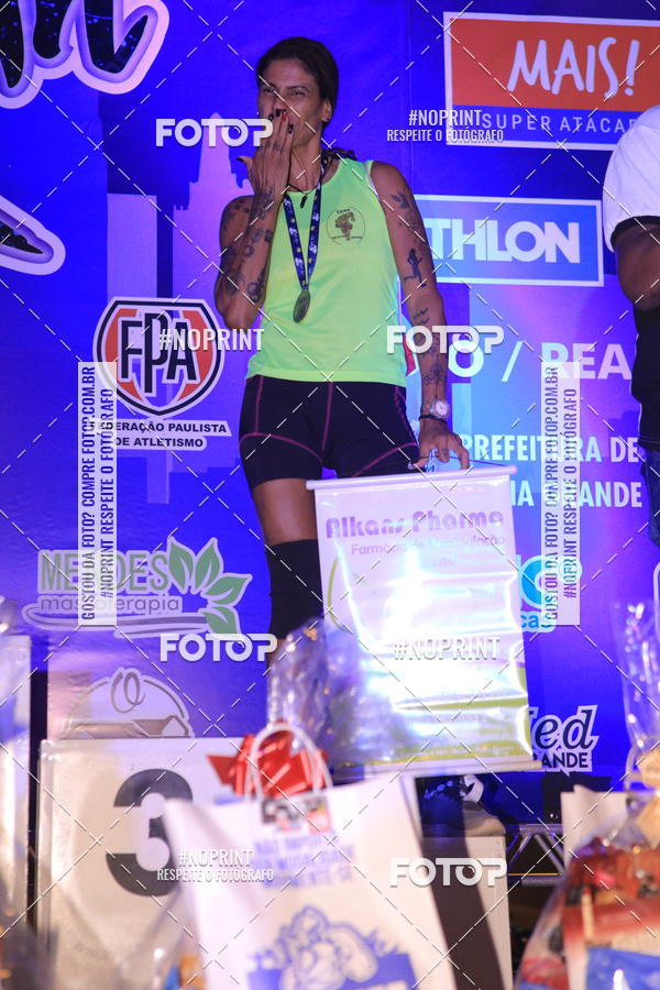 Buy your photos of the eventNight Run 5K 10K Praia Grande on Fotop