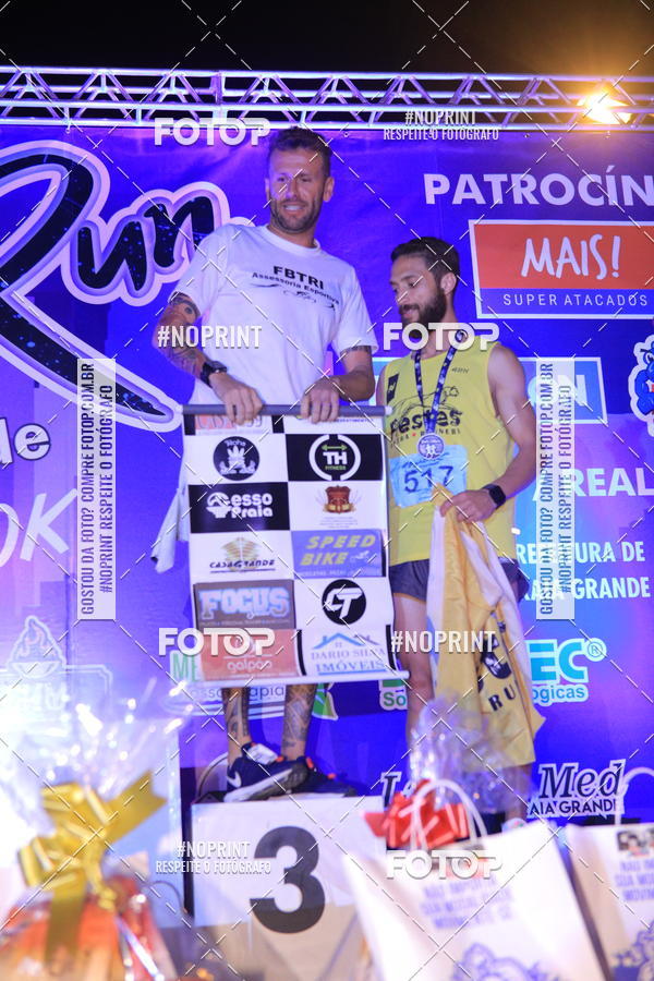 Buy your photos of the eventNight Run 5K 10K Praia Grande on Fotop